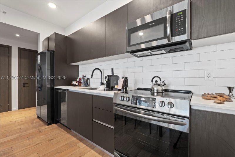 Condo for sale at The Elser Hotel and Residences 2119