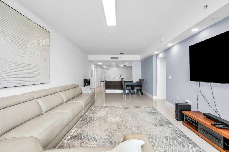 Apartment for rent at Aventura Marina II 1911