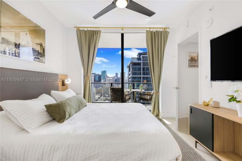 Property photo # 8