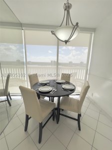 Alquiler de apartamento en 1000 Williams Island 2412