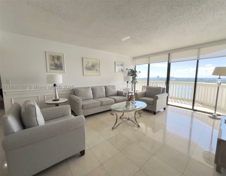 1000 Williams Island Apt #2412