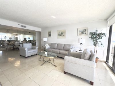 Alquiler de apartamento en 1000 Williams Island 2412