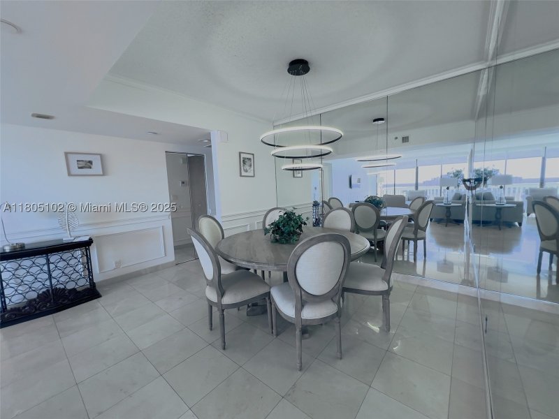 Aluguel de apartamento no 1000 Williams Island 2412