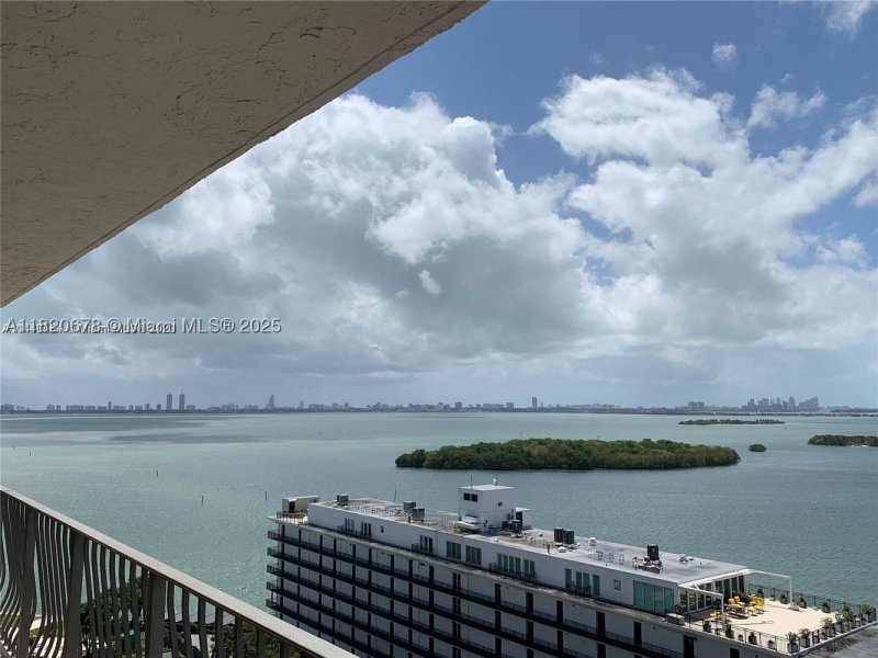 Condo for sale at Palm Bay Yacht Club 1507