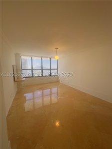 Comprar apartamento en Palm Bay Yacht Club 1507