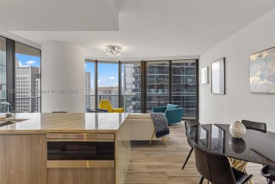 Comprar apartamento en SLS Lux Brickell 4205