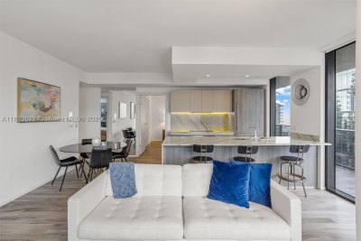 Comprar apartamento en SLS Lux Brickell 4205
