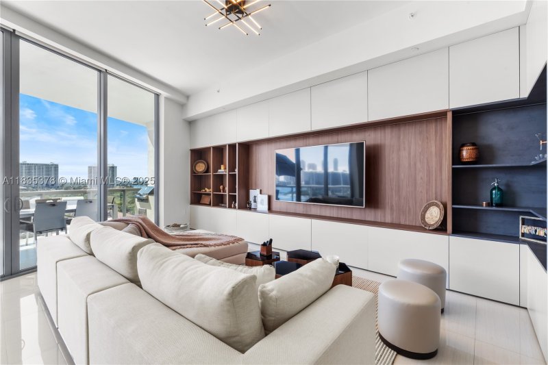 Condo for sale at Echo Aventura LPH02