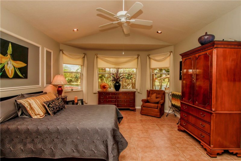 Alquiler de apartamento en Roney Palace 716