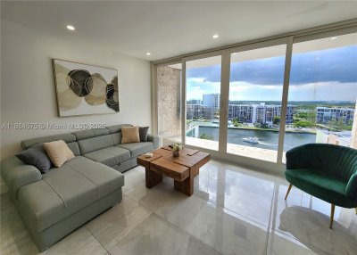 Aluguel de apartamento no Alexander Towers 1502