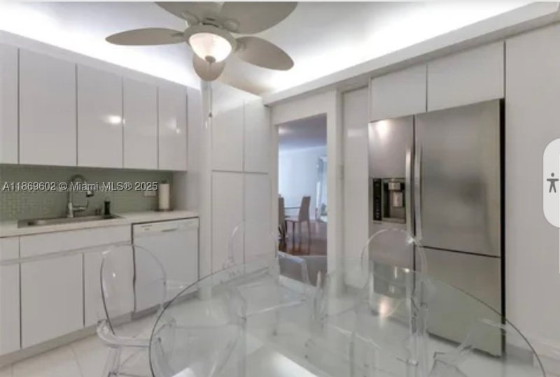 Condo for sale at Balmoral Condo 10T