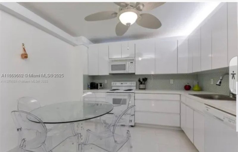 Condo for sale at Balmoral Condo 10T