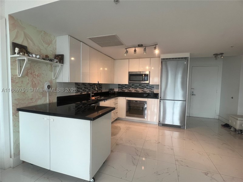 Comprar apartamento en Mint at Riverfront 3803