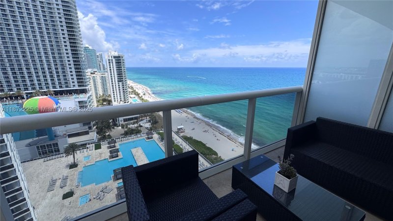 Alquiler de apartamento en Beach Club Two 2211
