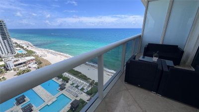 Aluguel de apartamento no Beach Club Two 2211