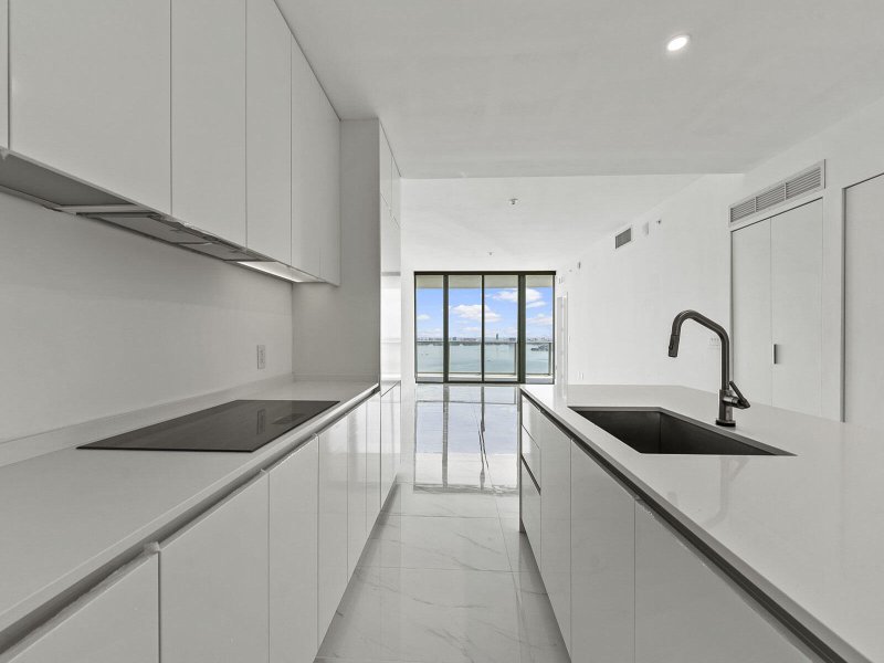 Condo for sale at Aria Reserve Miami 3002