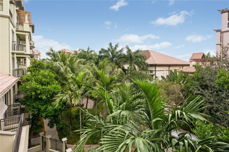 Condo for sale at Waverly Las Olas 705