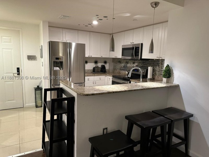 Condo for sale at Turnberry On The Green 1706