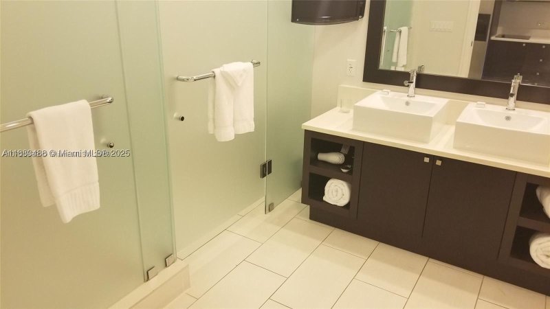 Condo for sale at The Blue Doral 415