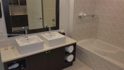 Comprar apartamento en The Blue Doral 415
