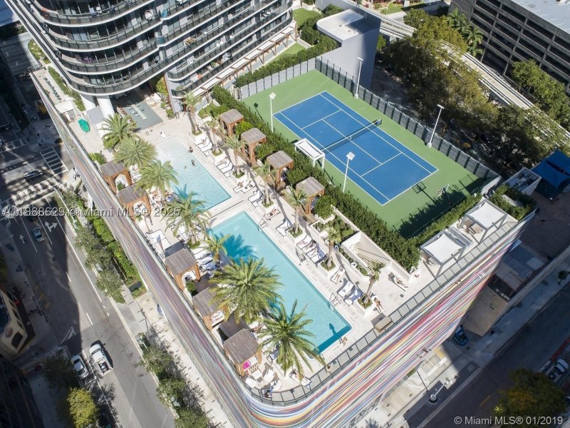 Comprar apartamento en SLS Lux Brickell 3304