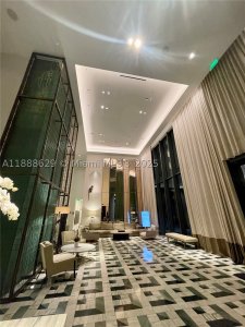 Comprar apartamento en SLS Lux Brickell 3304
