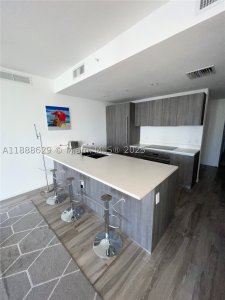 Comprar apartamento en SLS Lux Brickell 3304