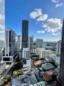 Comprar apartamento en SLS Lux Brickell 3304