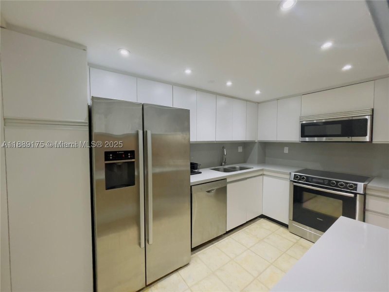 Condo for sale at Towers of Quayside 2 309