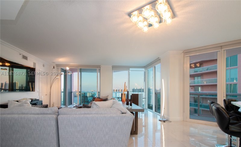 Condo for sale at Hidden Bay PH 2909