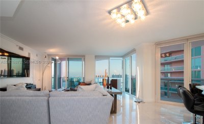 Comprar apartamento en Hidden Bay PH 2909