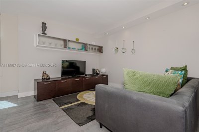 Alquiler de apartamento en Roney Palace 723