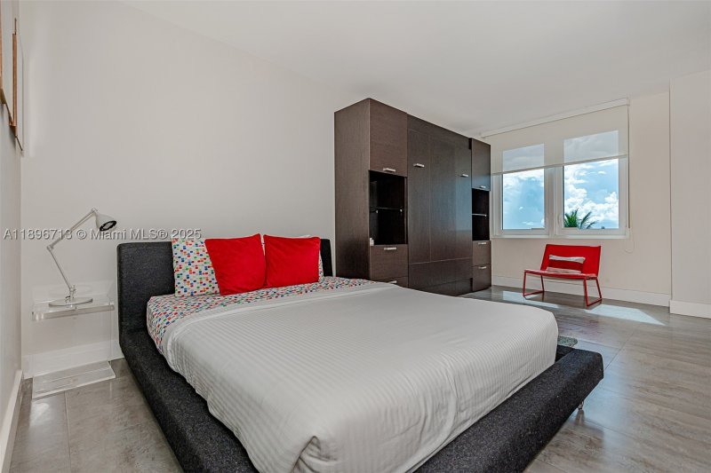 Alquiler de apartamento en Roney Palace 723
