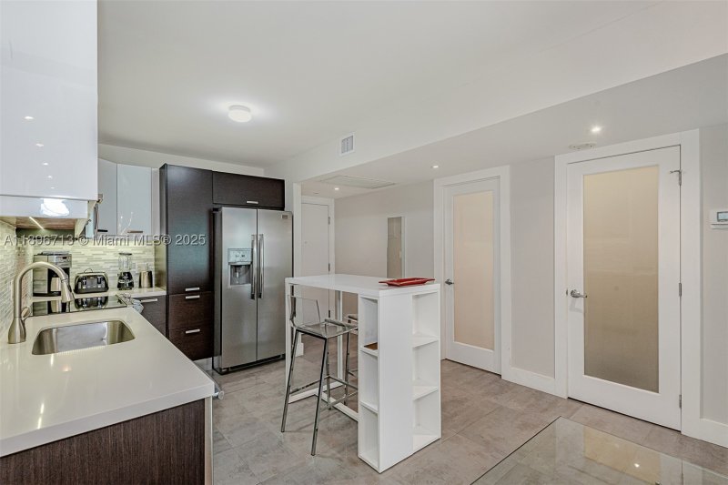 Aluguel de apartamento no Roney Palace 723