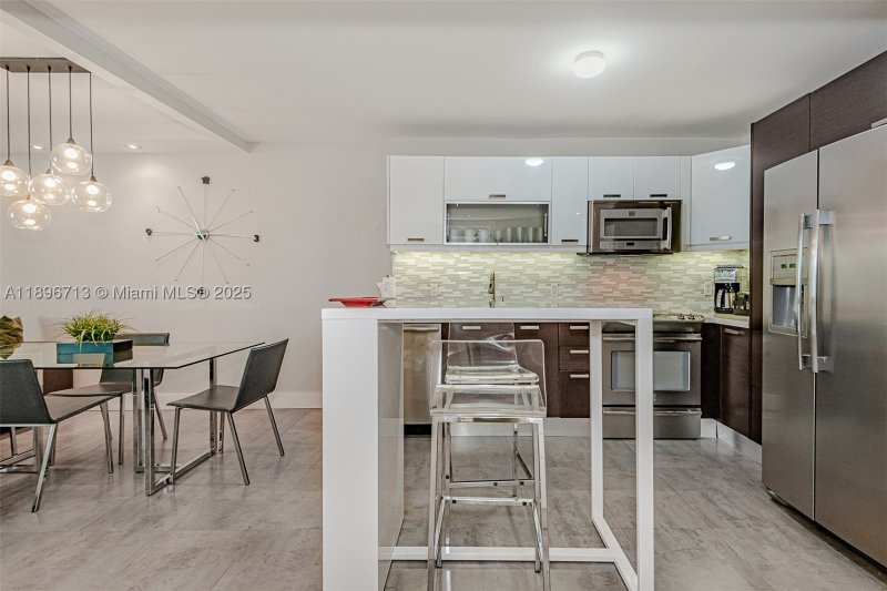 Aluguel de apartamento no Roney Palace 723