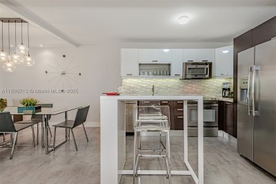 Aluguel de apartamento no Roney Palace 723