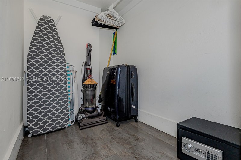 Property photo # 6