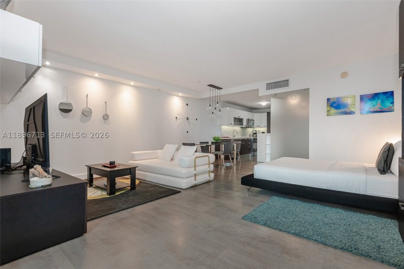 Aluguel de apartamento no Roney Palace 723