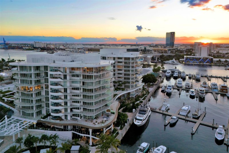 Condo for sale at Pier Sixty-Six Residences Azul Ph2