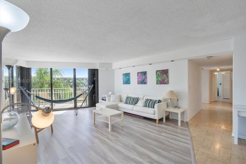 Condo for sale at Towers of Quayside 4 402