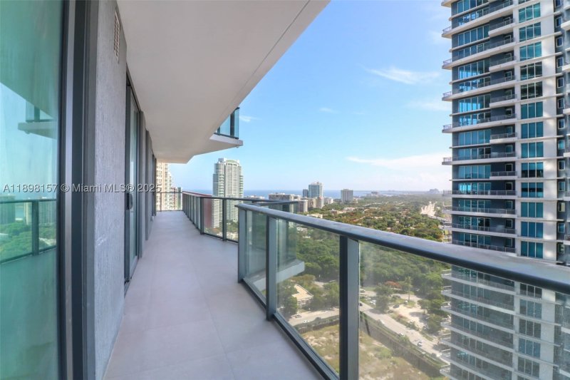 Condo for sale at Dua Miami - SLS Brickell Condo 2706