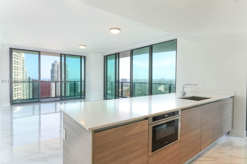 Condo for sale at Dua Miami - SLS Brickell Condo 2706