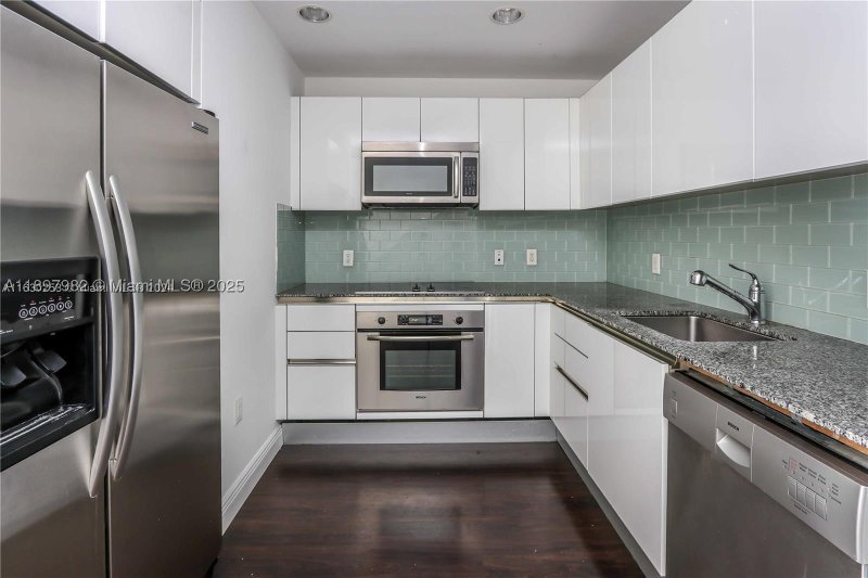 Comprar apartamento no Avenue on Brickell 1050 Tower 414