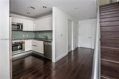 Comprar apartamento no Avenue on Brickell 1050 Tower 414