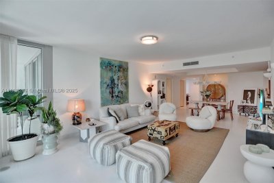 Grovenor House Apt #506