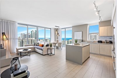 Comprar apartamento en Hyde Beach House R1701