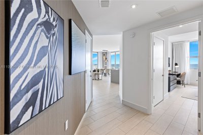 Comprar apartamento en Hyde Beach House R1701