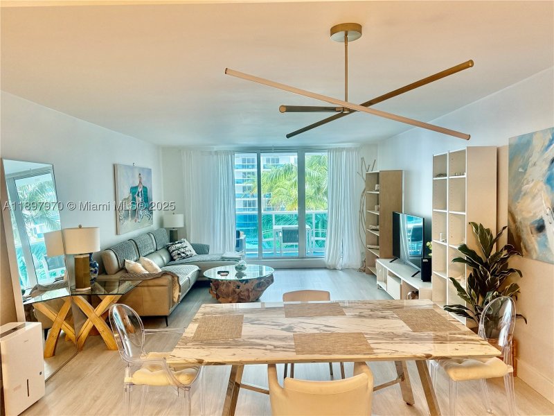 Alquiler de apartamento en Roney Palace 619