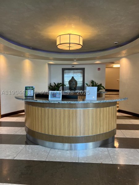 Condo for sale at Vizcayne Everglades On The Bay 303