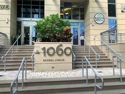 Comprar apartamento no Avenue on Brickell 1060 Tower 1701